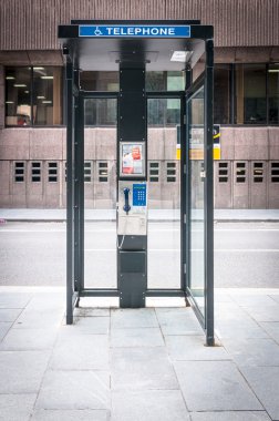Yeni stil ankesörlü telefon, İngiltere