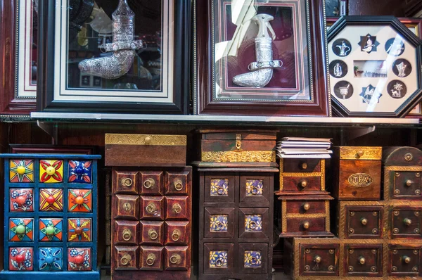 Gabinete de especias y exhibición de artesanía Khanjar —  Fotos de Stock