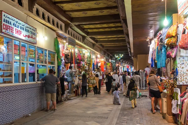 Mutrah Souk, в Mutrah, Muscat, Oman — стоковое фото