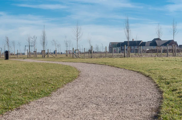 Country Park i ett bostadsområde i vinter, Storbritannien — Stockfoto