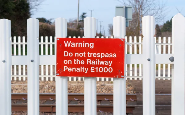 Warning sign on railway level crossing, Cattishall, Bury St Edmu — Stock Photo, Image