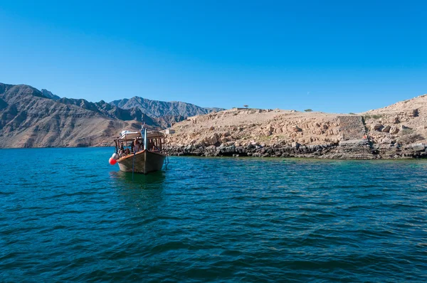 Dhow in Musandam zee van Oman, Indische Oceaan Rechtenvrije Stockafbeeldingen