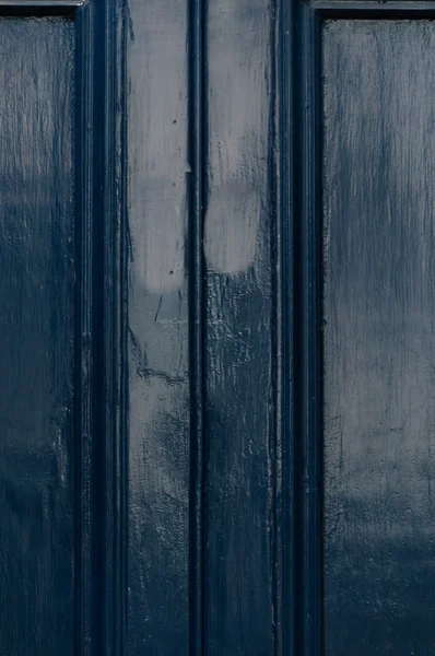 Cierre de una puerta azul —  Fotos de Stock