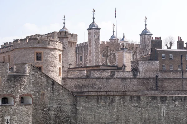 历史悠久的伦敦塔 — 图库照片