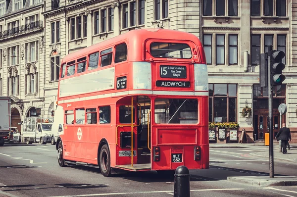 Route Master Bus in the street of London. — Stock Photo, Image