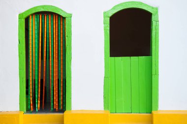 19. yüzyılın tipik binası ve kapıları Brezilya 'nın merkez bölgesinde.