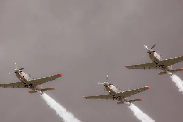 Aerial Acrobatics Demonstration Polish Orlik Patrol Its Pzl 130 Planes — Stock Photo, Image