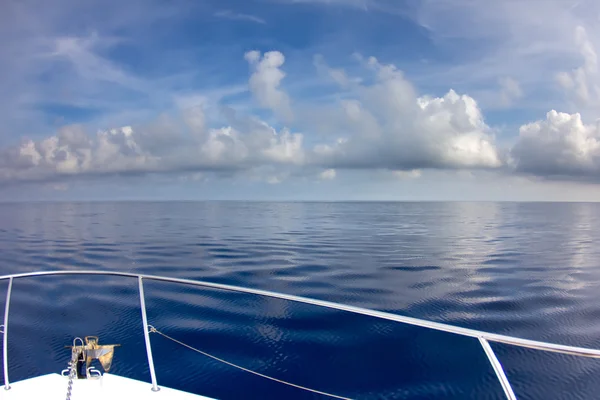 Yacht sailing — Stock Photo, Image