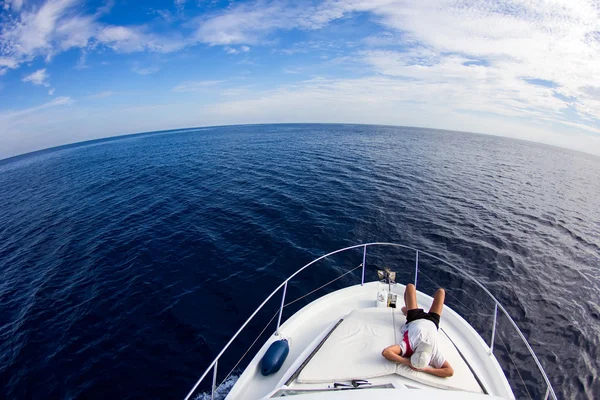 Navegación en barco —  Fotos de Stock