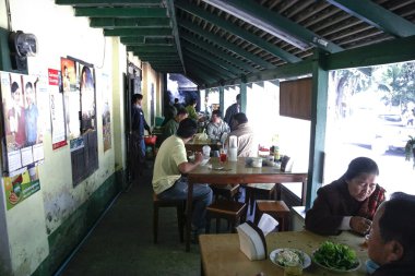 Pho Laos ünlü menüsüdür