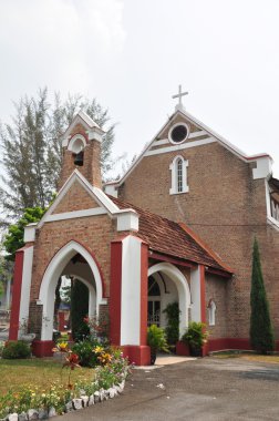 Antik kırmızı kilise