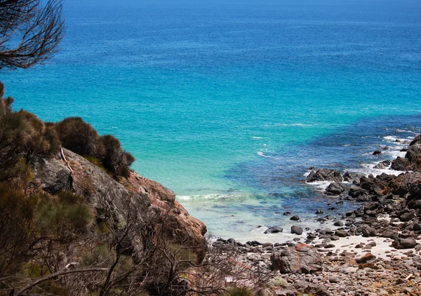 袋鼠岛岸线。美丽的蓝色海洋水，海景。南澳大利亚 — 图库照片