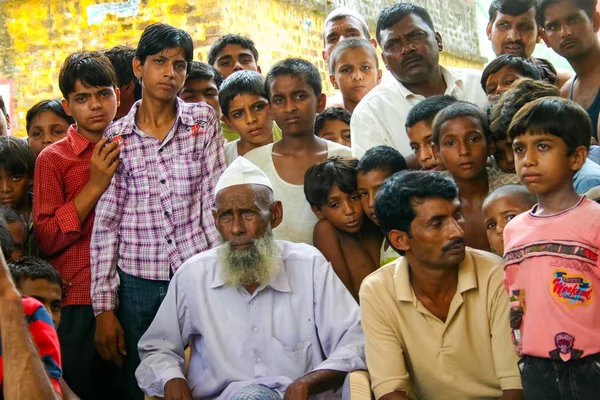 Amroha, Utar Pradesh, India - 2011: Niet-geïdentificeerde indiaanen — Stockfoto