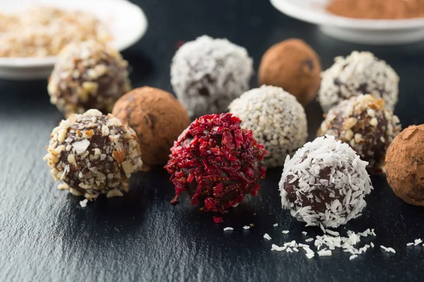 Homemade chocolate candy balls — Stock Photo, Image