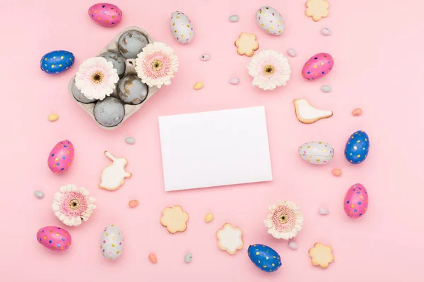 Kellemes Húsvéti Üdvözlőlapot Házi Készítésű Húsvéti Cukor Sütik Csokoládé Tojás — Stock Fotó