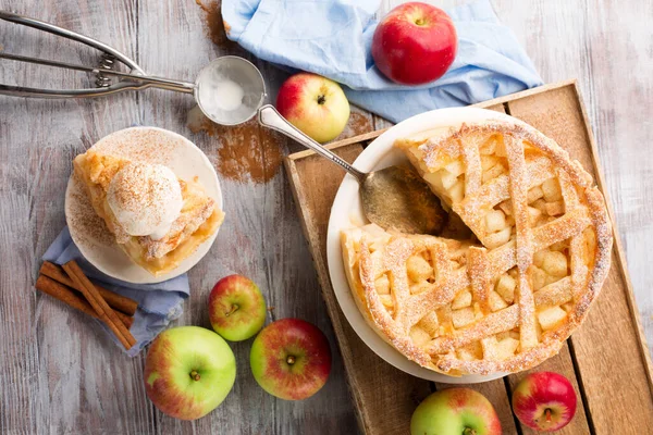 Самотня Осінь Або Літній Яблучний Пиріг Свіжими Яблуками Спеціями Корицею — стокове фото