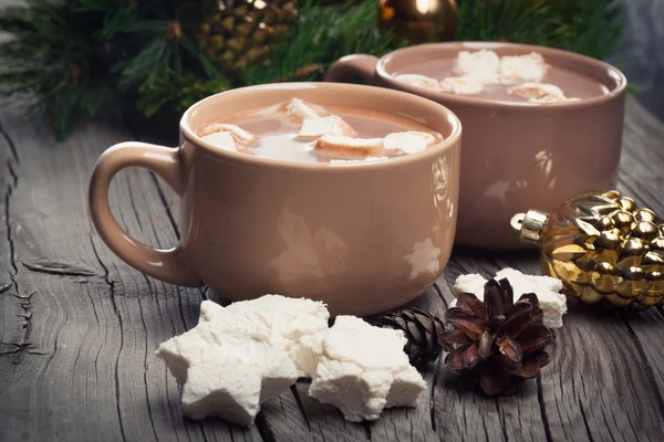 Chocolate quente com marshmallows — Fotografia de Stock