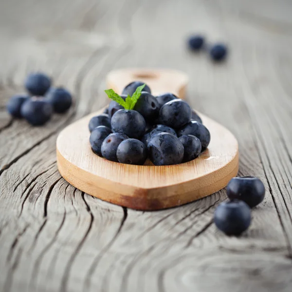多汁的新鲜蓝莓 — 图库照片
