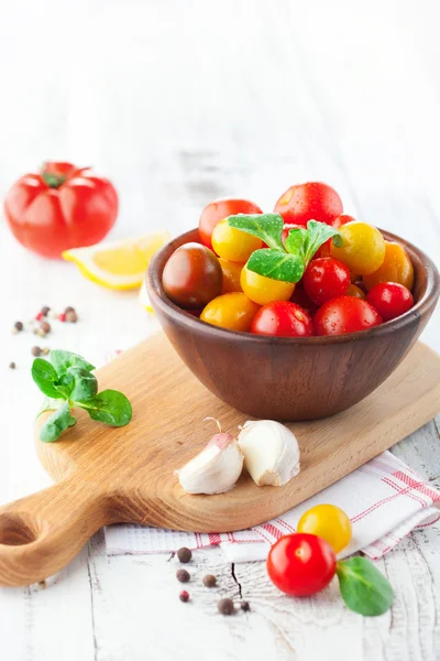 Tomates cereja — Fotografia de Stock