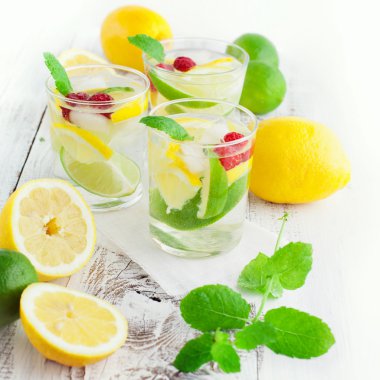 Taze yaz limonata