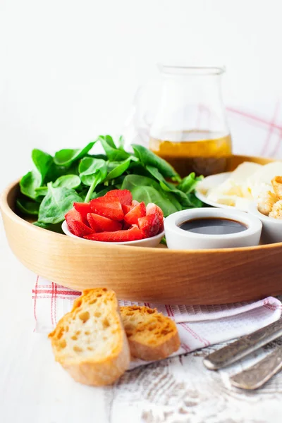 Fresh ingredients for salad — Stock Photo, Image
