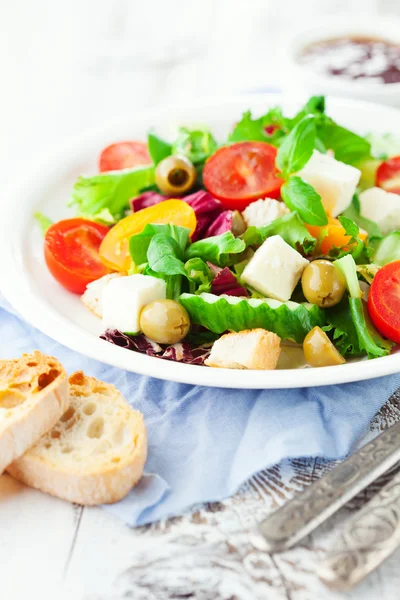 Fresh salad — Stock Photo, Image