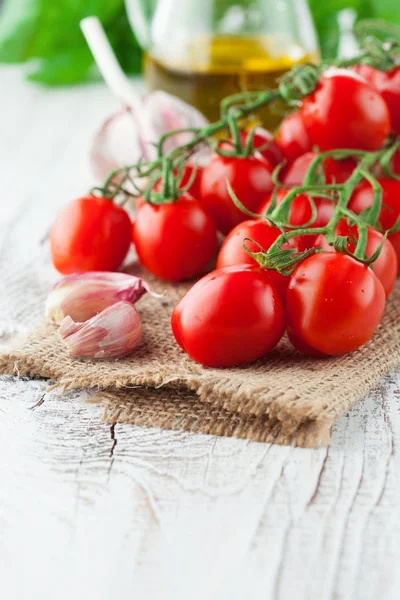 Čerstvá cherry rajčata — Stock fotografie