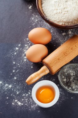 un, yumurta ve oklava