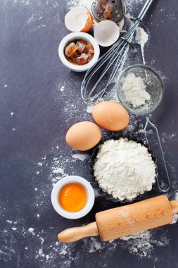 Malzemeler ve araçlar için pişirme