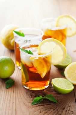 Limonlu çay