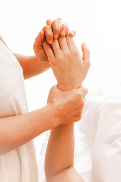 Close View Masseur Hands Doing Hands Massage Selective Focus — Stock Photo, Image