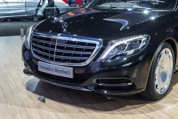 Mercedes Benz Maybach S500 Tayland'da 37 Bangkok gösterdi. — Stok fotoğraf