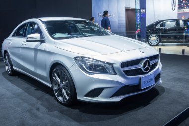 Mercedes Benz Cla200 Urban sergileniyor
