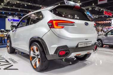 Subaru Viziv kavramı, bir hibrid otomobil Tayland'da 37 B gösterdi.