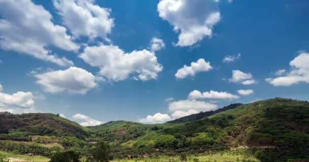 Timelapse Passing Clouds Mountain Thailand — стоковое видео