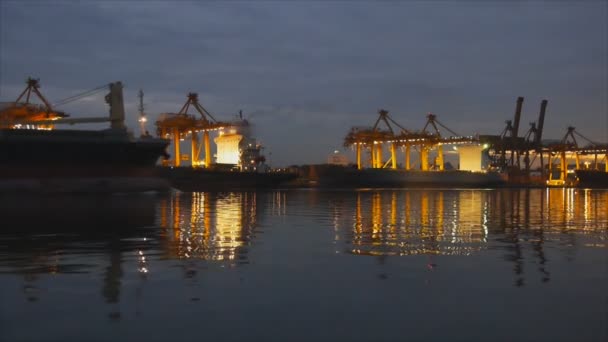 Freighter Ship Running Pass Industrial Port Morning Thailand — Stock Video