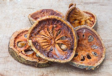 kurutulmuş balefruit parça