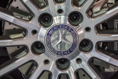 Mercedes Benz's mag tekerlek içinde 31 Tayland Internatio gösterdi