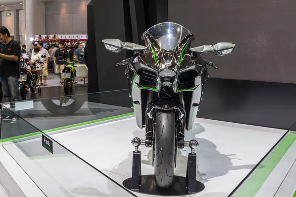 Kawasaki ninja h2 zeigte in 31. thailand international motor ex — Stockfoto