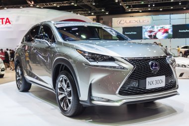 Yepyeni 2015 Lexus Nx 300h hibrit