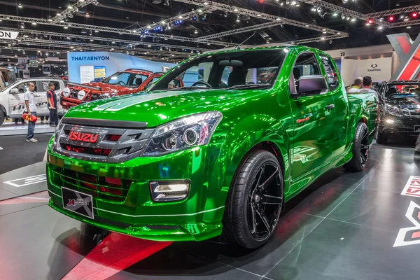 Vivid verde serie Isuzu X- — Foto de Stock