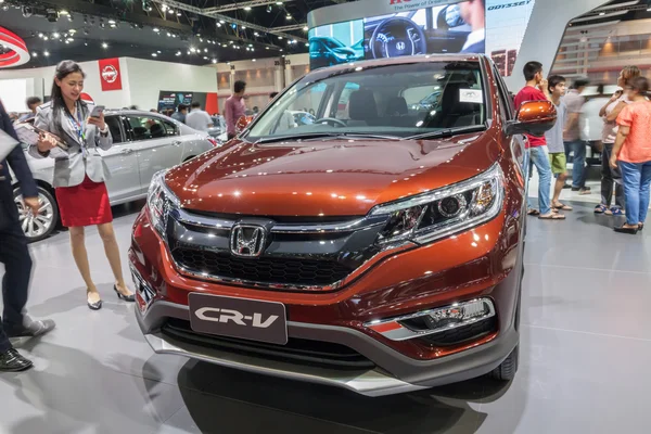 ディスプレイ上のホンダ Cr-v — ストック写真