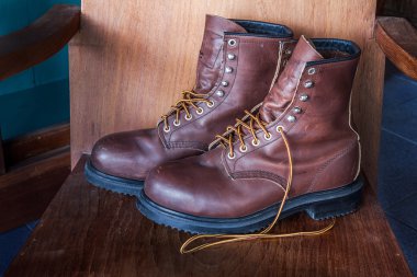 Kahverengi erkek deri Çift 