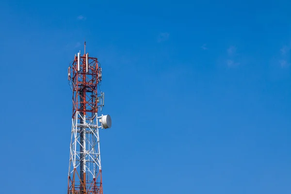 Mobile phone tower — Stock Photo, Image