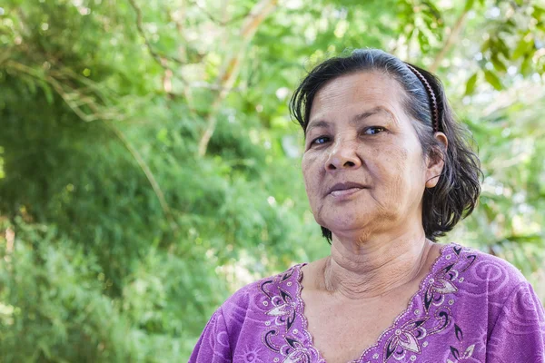 Portret tajski kobieta z bliska — Zdjęcie stockowe