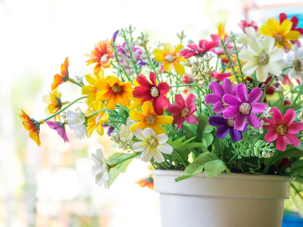 Ramo de flores de tela de colores —  Fotos de Stock