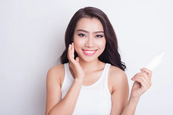 Asian beautiful woman skin care — Stock Photo, Image
