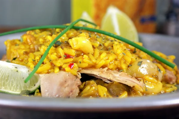 Spanish rice with chicken — Stock Photo, Image