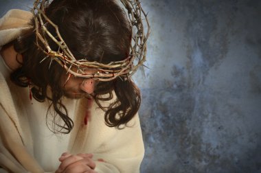 Jesus With Crown of Thorns clipart