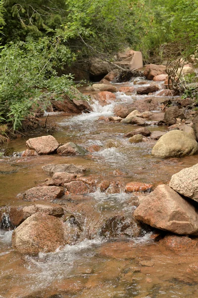 Kaskadowymi rzeki w Colorado — Zdjęcie stockowe